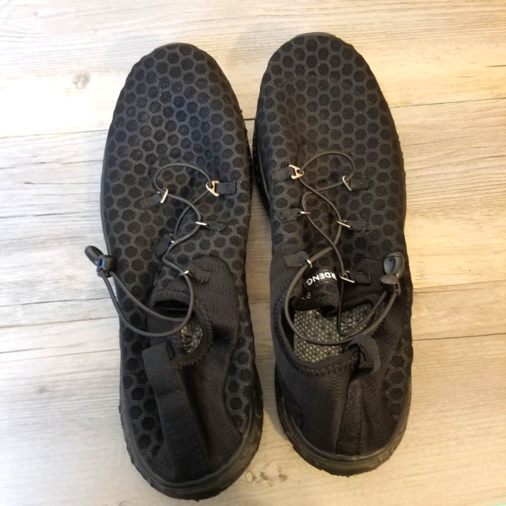 Moerdeng Lightweight Water Aqua Shoe